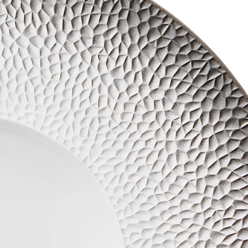 COLLECTION L FRAGMENT NOIR Assiette de présentation 32cm